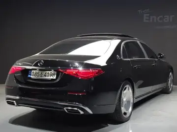 2022 Mercedes-Benz S-Класс с пробегом 119 680 км
