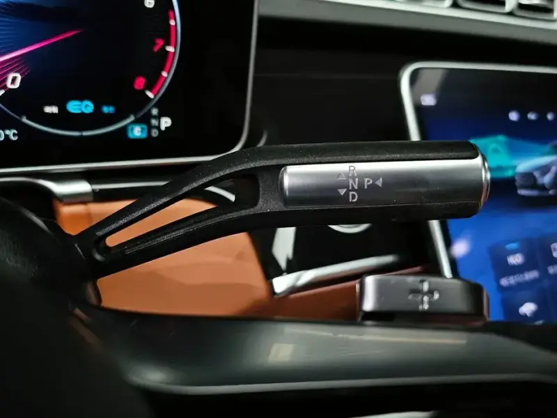 2022 Mercedes-Benz S-Класс с пробегом 56 258 км