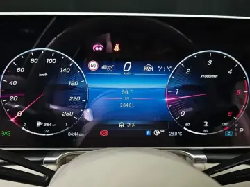 2023 Mercedes-Benz S-Класс с пробегом 28 461 км
