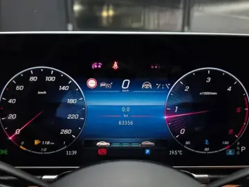 2022 Mercedes-Benz S-Класс с пробегом 63 356 км