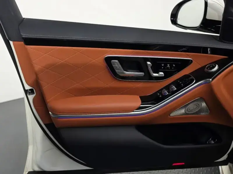 2023 Mercedes-Benz S-Класс с пробегом 22 781 км
