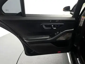 2022 Mercedes-Benz S-Класс с пробегом 94 055 км