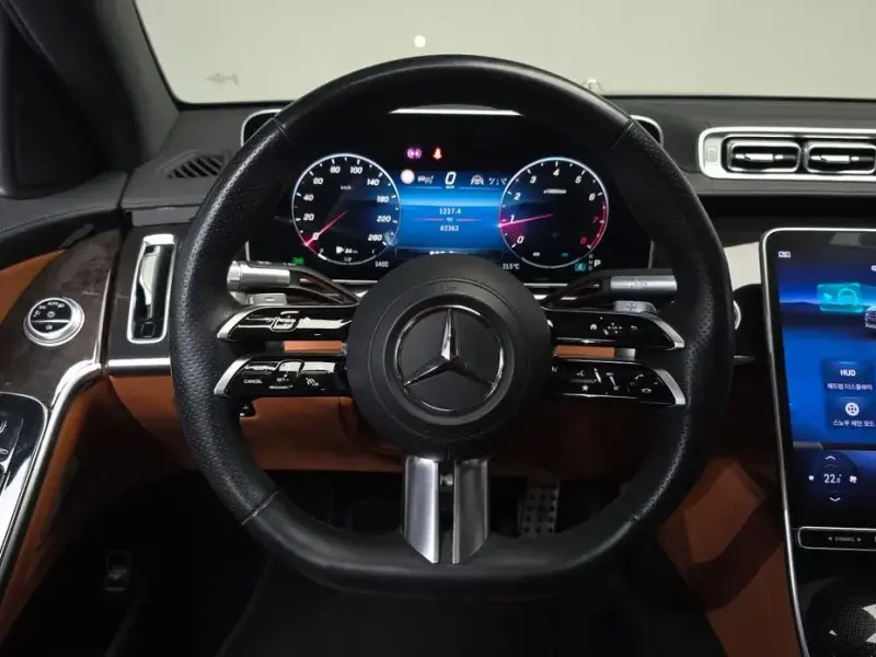 2023 Mercedes-Benz S-Класс с пробегом 62 363 км