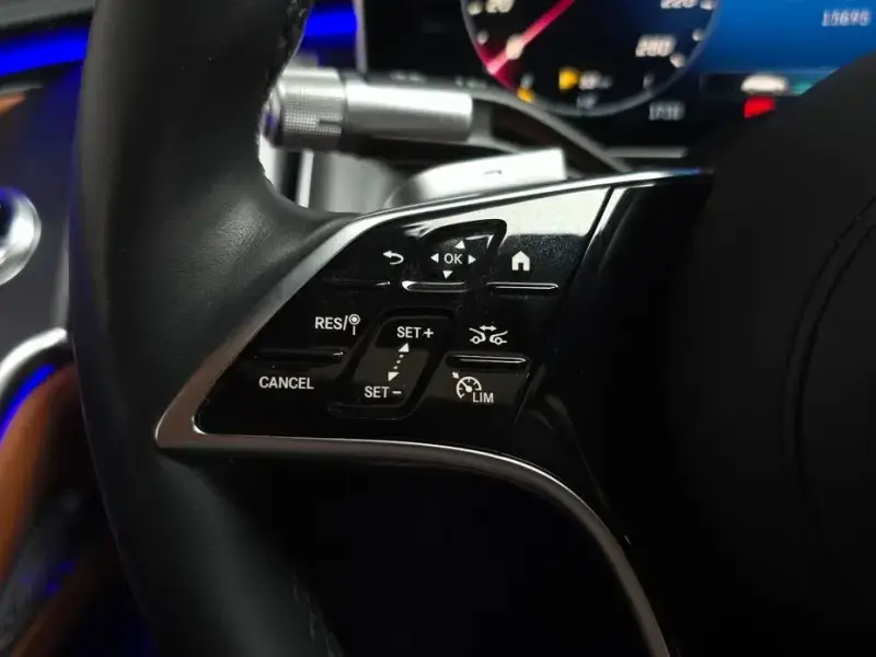 2023 Mercedes-Benz S-Класс с пробегом 15 695 км