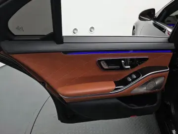 2022 Mercedes-Benz S-Класс с пробегом 83 180 км