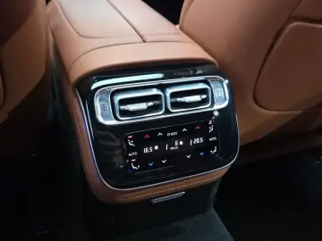 2022 Mercedes-Benz S-Класс с пробегом 83 180 км