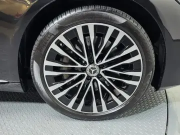 2022 Mercedes-Benz S-Класс с пробегом 45 731 км