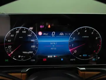 2022 Mercedes-Benz S-Класс с пробегом 45 731 км