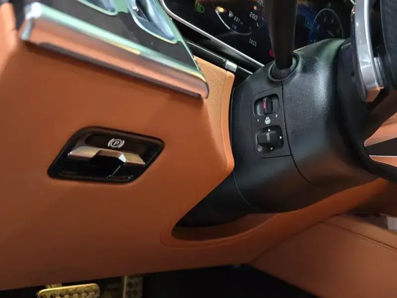 2022 Mercedes-Benz S-Класс с пробегом 67 598 км