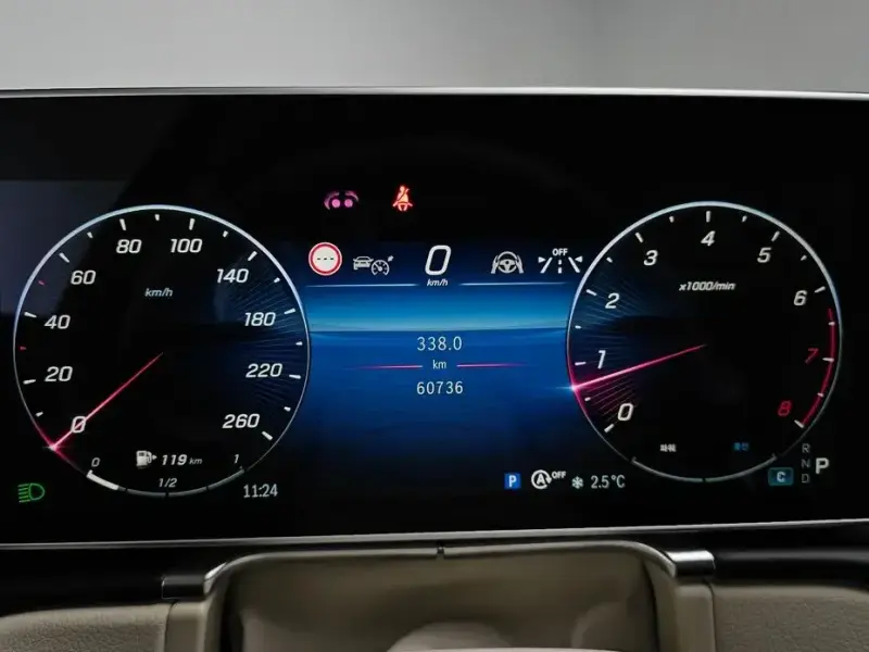 2023 Mercedes-Benz S-Класс с пробегом 60 736 км