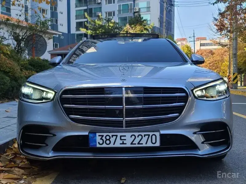 2022 Mercedes-Benz S-Класс с пробегом 32 450 км