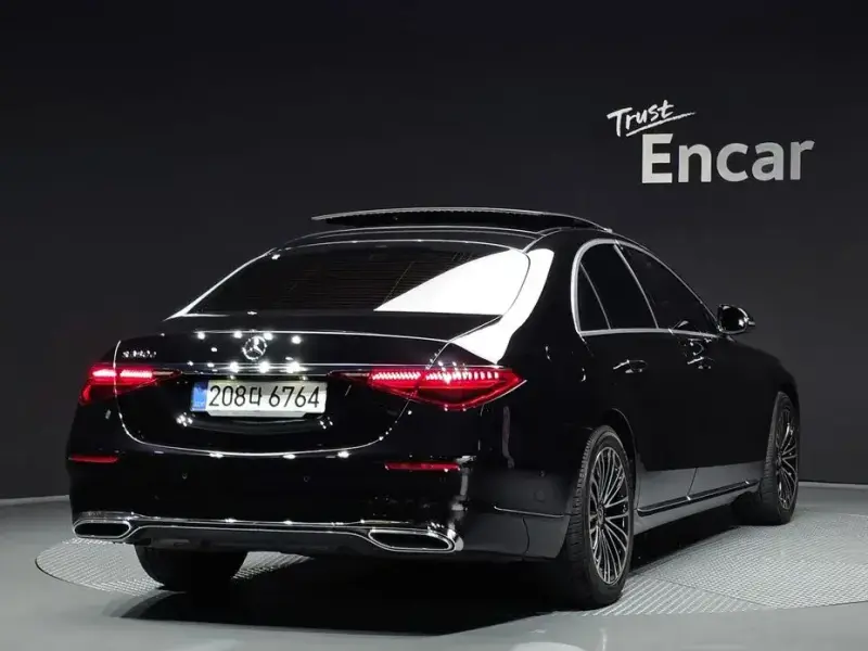 2022 Mercedes-Benz S-Класс с пробегом 62 077 км