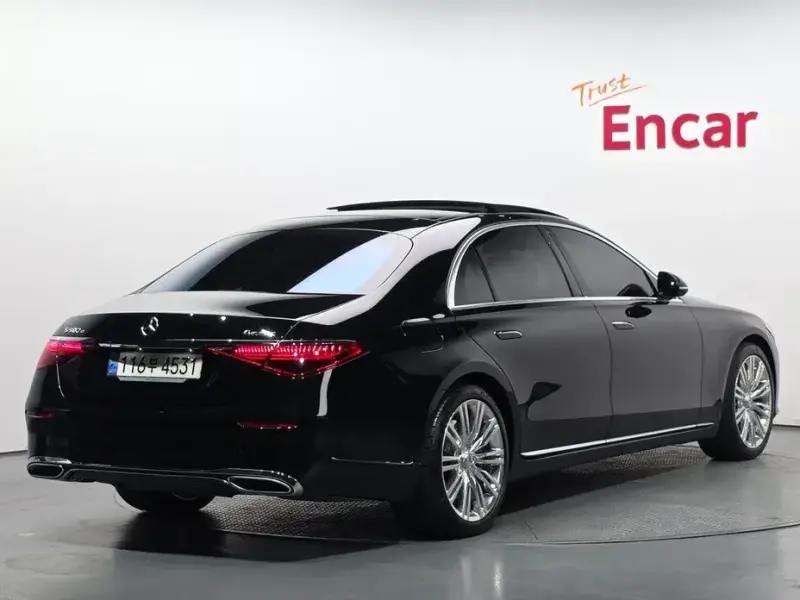 2023 Mercedes-Benz S-Класс с пробегом 18 219 км