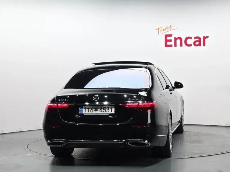 2023 Mercedes-Benz S-Класс с пробегом 18 219 км
