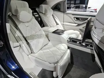 2022 Mercedes-Benz S-Класс с пробегом 18 537 км