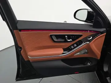 2023 Mercedes-Benz S-Класс с пробегом 18 219 км