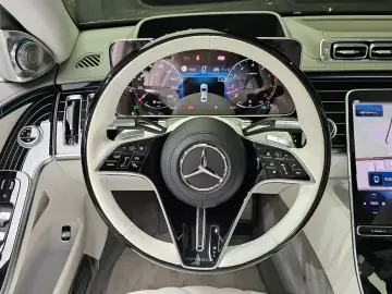 2022 Mercedes-Benz S-Класс с пробегом 18 537 км