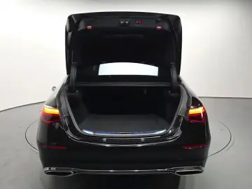 2023 Mercedes-Benz S-Класс с пробегом 18 219 км