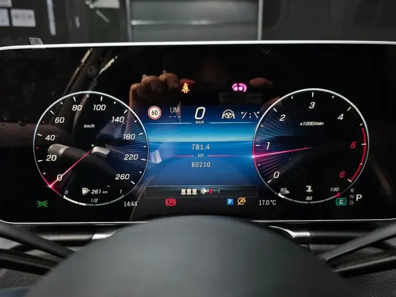 2023 Mercedes-Benz S-Класс с пробегом 80 210 км