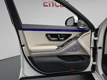 2023 Mercedes-Benz S-Класс с пробегом 101 712 км