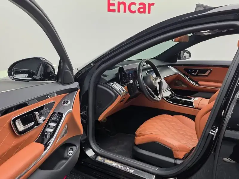 2022 Mercedes-Benz S-Класс с пробегом 56 255 км