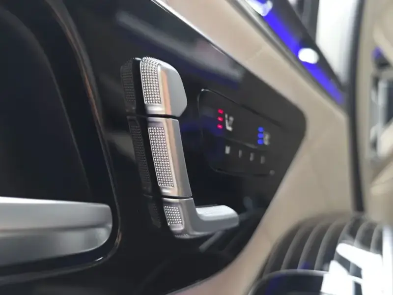 2023 Mercedes-Benz S-Класс с пробегом 101 712 км