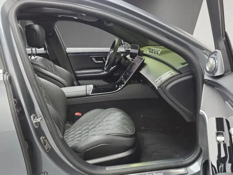 2023 Mercedes-Benz S-Класс с пробегом 17 266 км
