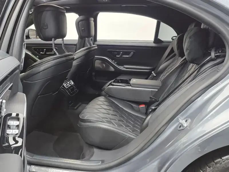 2023 Mercedes-Benz S-Класс с пробегом 17 266 км