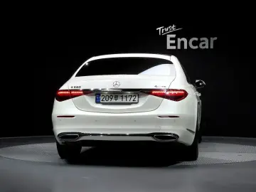 2022 Mercedes-Benz S-Класс с пробегом 45 680 км