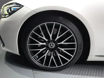 2022 Mercedes-Benz S-Класс с пробегом 45 680 км