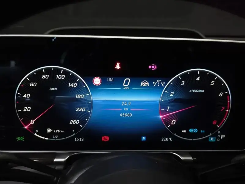 2022 Mercedes-Benz S-Класс с пробегом 45 680 км