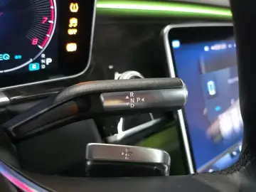 2022 Mercedes-Benz S-Класс с пробегом 45 680 км