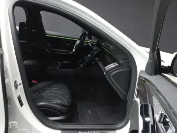 2022 Mercedes-Benz S-Класс с пробегом 45 680 км