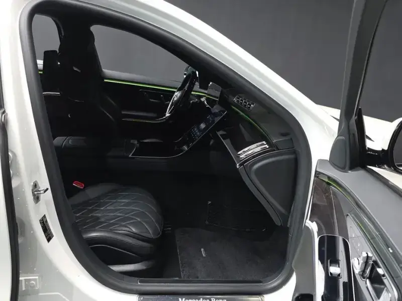 2022 Mercedes-Benz S-Класс с пробегом 45 680 км