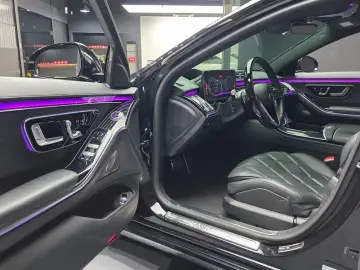 2023 Mercedes-Benz S-Класс с пробегом 35 772 км