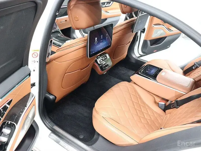 2023 Mercedes-Benz S-Класс с пробегом 92 610 км
