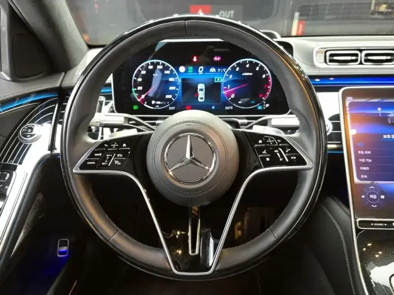 2023 Mercedes-Benz S-Класс с пробегом 14 521 км