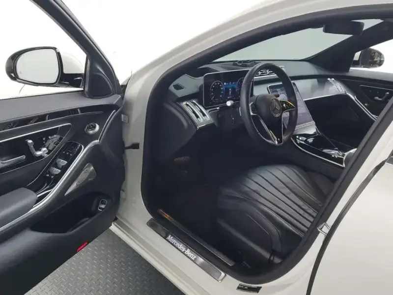 2023 Mercedes-Benz S-Класс с пробегом 35 789 км