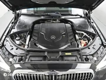 2022 Mercedes-Benz S-Класс с пробегом 40 223 км