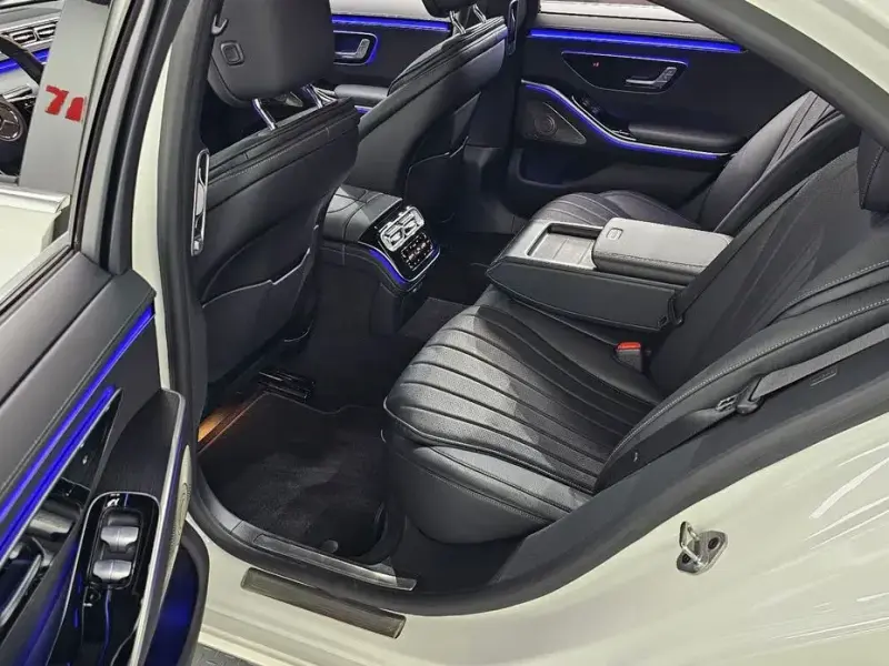 2023 Mercedes-Benz S-Класс с пробегом 66 444 км