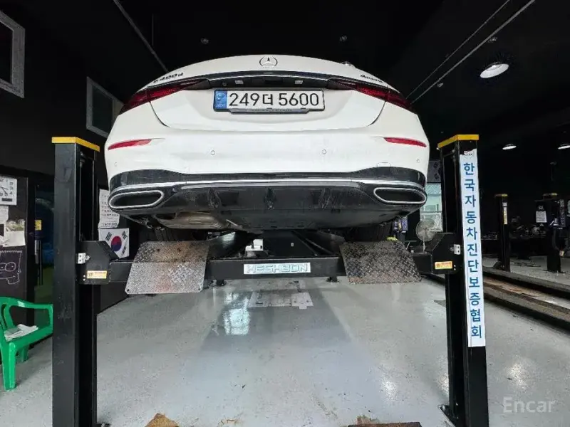 2022 Mercedes-Benz S-Класс с пробегом 69 626 км