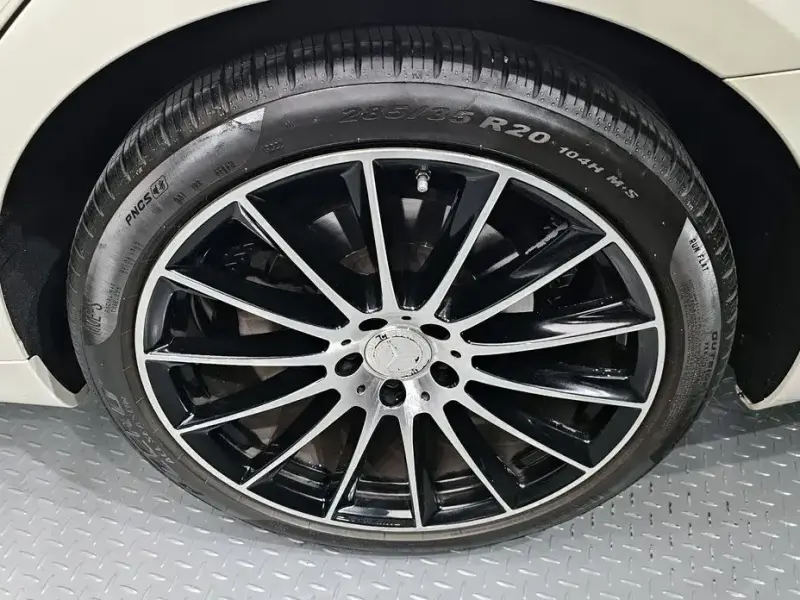 2023 Mercedes-Benz S-Класс с пробегом 67 455 км
