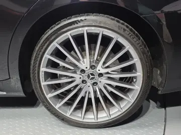 2023 Mercedes-Benz S-Класс с пробегом 32 194 км