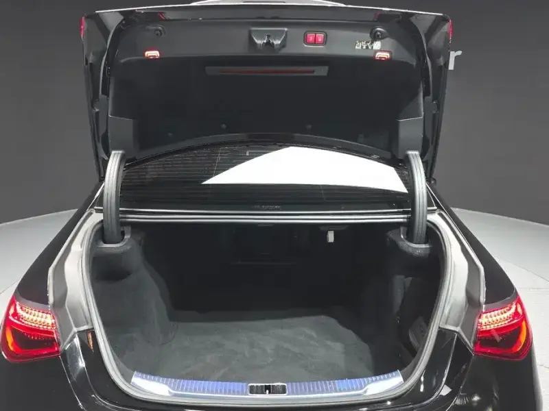 2023 Mercedes-Benz S-Класс с пробегом 56 892 км