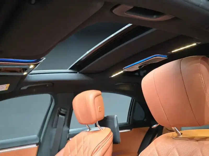 2023 Mercedes-Benz S-Класс с пробегом 32 194 км