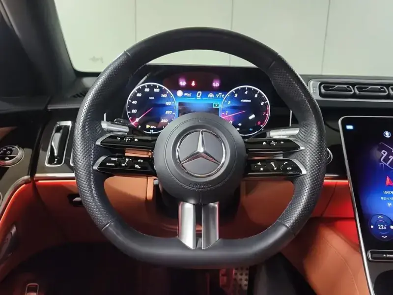 2023 Mercedes-Benz S-Класс с пробегом 75 058 км