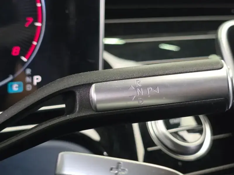 2022 Mercedes-Benz S-Класс с пробегом 32 967 км
