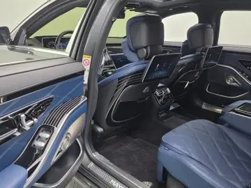 2022 Mercedes-Benz S-Класс с пробегом 32 967 км