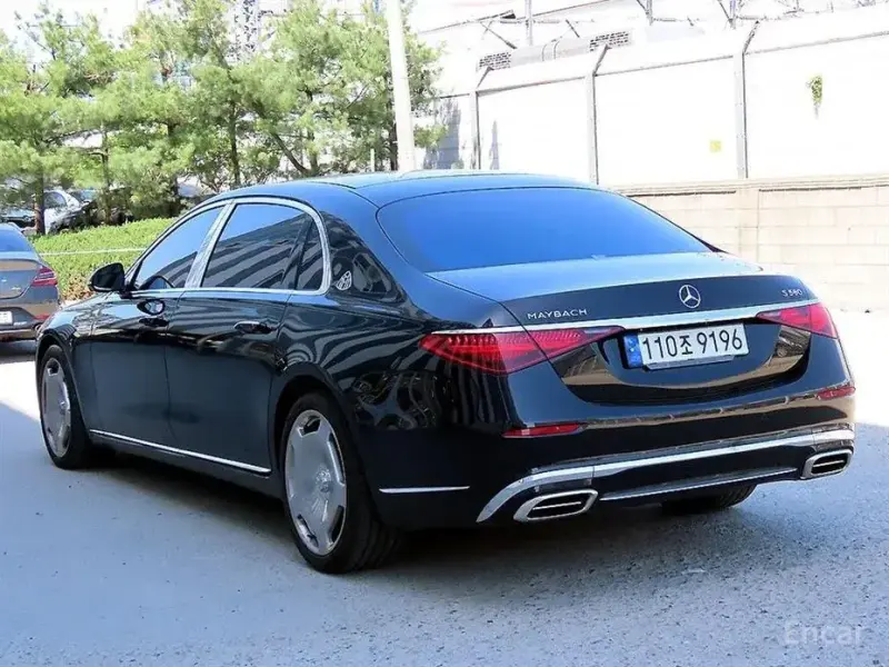 2022 Mercedes-Benz S-Класс с пробегом 24 428 км