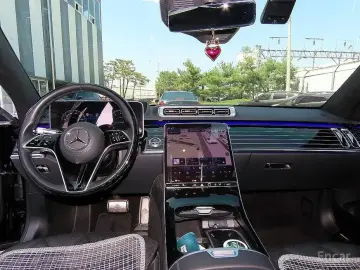 2022 Mercedes-Benz S-Класс с пробегом 24 428 км
